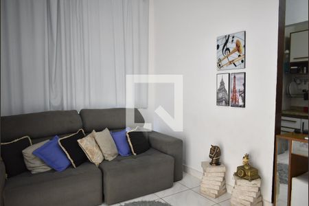 Sala de casa de condomínio para alugar com 2 quartos, 45m² em Campo Grande, Rio de Janeiro