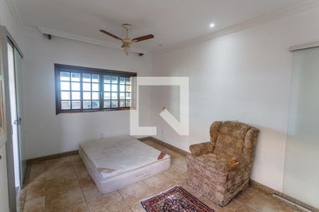 Suíte de casa para alugar com 5 quartos, 400m² em Serra, Belo Horizonte