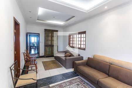 Sala de casa para alugar com 3 quartos, 200m² em Serra, Belo Horizonte