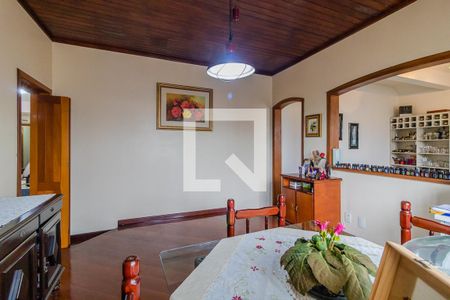 Sala de casa à venda com 3 quartos, 285m² em Azenha, Porto Alegre