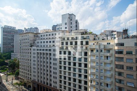 Vista Sala/Quarto de kitnet/studio à venda com 1 quarto, 31m² em Centro, São Paulo