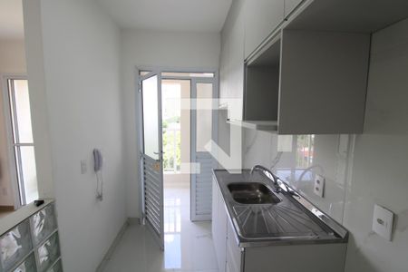 Sala / Cozinha / Área de Serviço / Varanda de apartamento à venda com 2 quartos, 42m² em Vila Guaca, São Paulo