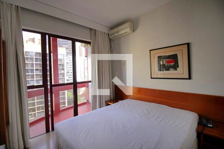 Quarto de kitnet/studio para alugar com 1 quarto, 40m² em Funcionários, Belo Horizonte