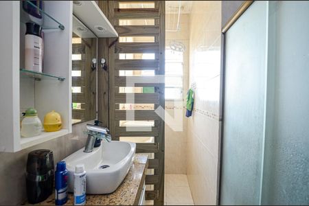 Apartamento à venda com 49m², 2 quartos e sem vaga Apartamento à venda com 49m², 2 quartos e sem vagaBanheiro
