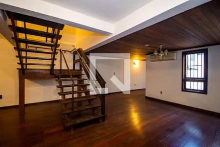 Sala de casa à venda com 4 quartos, 259m² em Ipanema, Porto Alegre