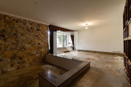 Sala 1 de casa à venda com 3 quartos, 500m² em Bosque da Saúde, São Paulo
