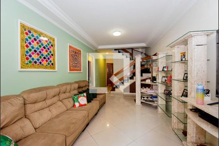 Sala de casa para alugar com 4 quartos, 230m² em Jardim Sao Judas Tadeu, Guarulhos