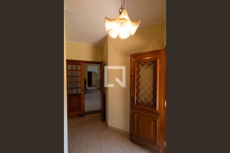 Hall de entrada de casa à venda com 3 quartos, 313m² em Jardim Atibaia (sousas), Campinas