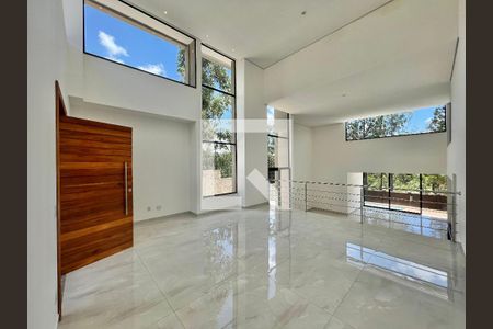 Casa de condomínio à venda com 502m², 4 quartos e 4 vagas