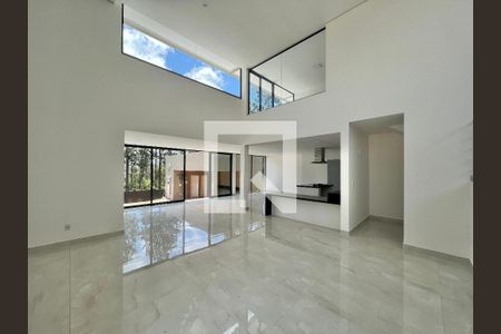 Casa de condomínio à venda com 502m², 4 quartos e 4 vagas