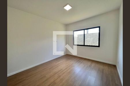 Casa de condomínio à venda com 502m², 4 quartos e 4 vagas