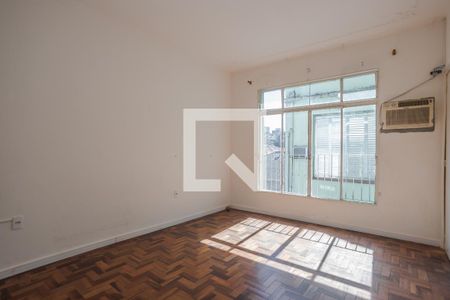 Quarto 2 de apartamento para alugar com 2 quartos, 60m² em Jardim São Pedro, Porto Alegre
