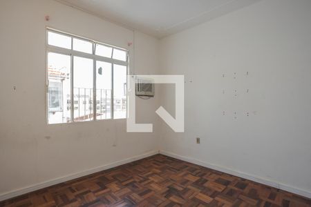 Quarto 1 de apartamento para alugar com 2 quartos, 60m² em Jardim São Pedro, Porto Alegre