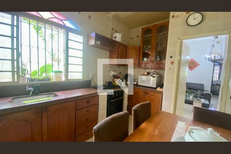 Cozinha de casa para alugar com 3 quartos, 280m² em Barreiro, Belo Horizonte