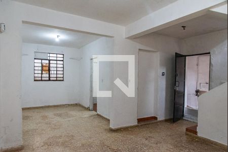 Casa à venda com 200m², 3 quartos e 2 vagasSala