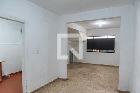 Sala de jantar de casa à venda com 3 quartos, 200m² em Vila Monumento, São Paulo