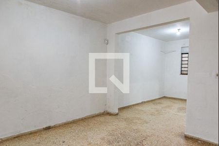 Sala de casa à venda com 3 quartos, 200m² em Vila Monumento, São Paulo