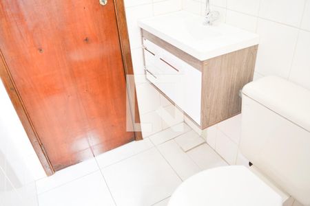 Apartamento à venda com 56m², 2 quartos e 1 vaga Apartamento à venda com 56m², 2 quartos e 1 vagaBanheiro