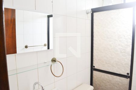 Apartamento à venda com 56m², 2 quartos e 1 vaga Apartamento à venda com 56m², 2 quartos e 1 vagaBanheiro