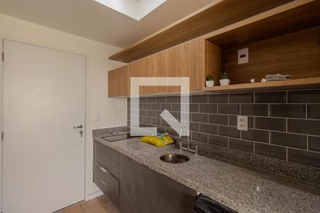 Cozinha de apartamento para alugar com 1 quarto, 24m² em Vila Mariana, São Paulo