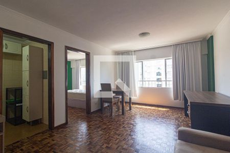 Sala de apartamento para alugar com 1 quarto, 41m² em Centro, Curitiba