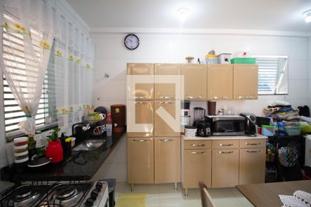 Cozinha de apartamento para alugar com 2 quartos, 38m² em Vila Verde, São Paulo