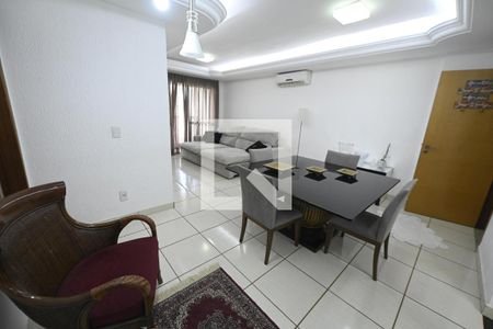 Sala de apartamento para alugar com 3 quartos, 97m² em Jardim Goiás, Goiânia