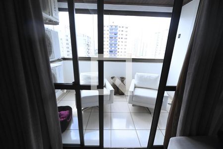 Varanda de apartamento para alugar com 3 quartos, 97m² em Jardim Goiás, Goiânia