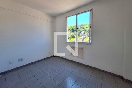Quarto 1 de apartamento para alugar com 2 quartos, 61m² em Santa Rosa, Niterói