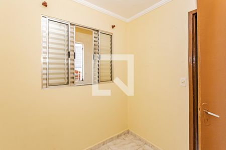 Quarto 1 de casa para alugar com 2 quartos, 30m² em Vila Brasilina, São Paulo