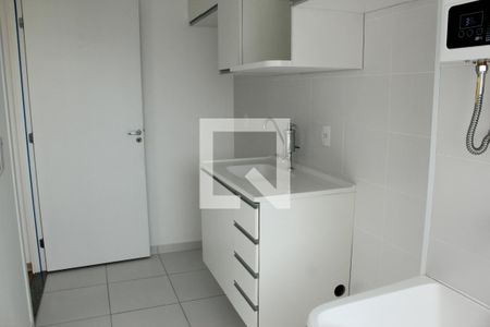 Cozinha e Área de Serviço de apartamento para alugar com 1 quarto, 27m² em Socorro, São Paulo