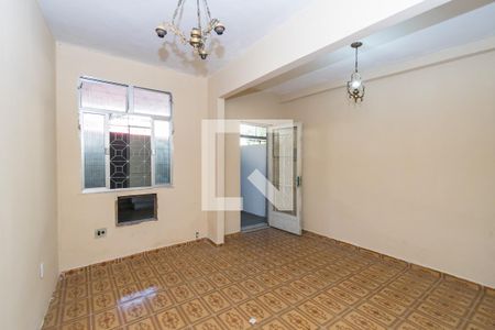 Sala de casa para alugar com 1 quarto, 80m² em Penha Circular, Rio de Janeiro