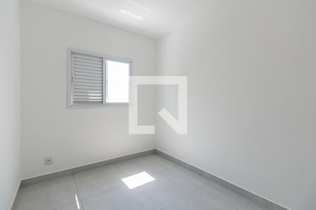 Dormitório 1 de apartamento à venda com 2 quartos, 34m² em Penha de França, São Paulo