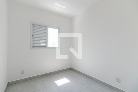 Dormitório 2 de apartamento à venda com 2 quartos, 34m² em Penha de França, São Paulo