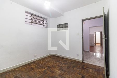 Quarto 1 de casa para alugar com 2 quartos, 50m² em Vila Brasilina, São Paulo