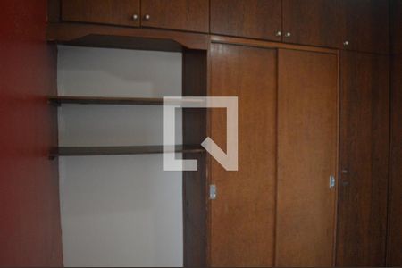 Quarto 2 de apartamento para alugar com 3 quartos, 69m² em Carlos Prates, Belo Horizonte