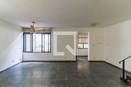 Sala de casa à venda com 3 quartos, 198m² em Itaim Bibi, São Paulo