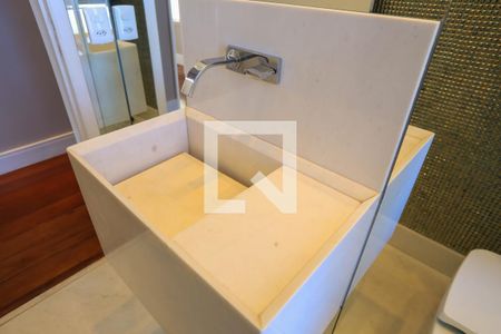 Banheiro Social de apartamento à venda com 4 quartos, 340m² em Serra, Belo Horizonte