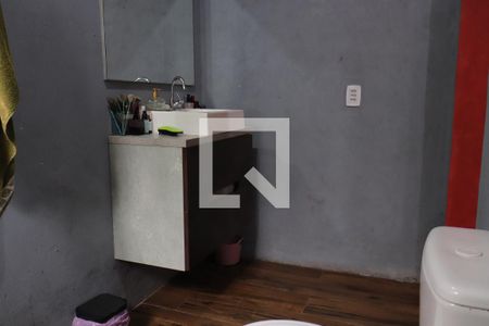 Banheiro Suíte 1  de casa à venda com 4 quartos, 100m² em Campina, São Leopoldo