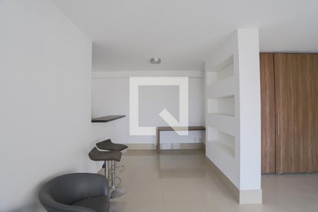 Sala de apartamento para alugar com 1 quarto, 55m² em Vila Regente Feijó, São Paulo