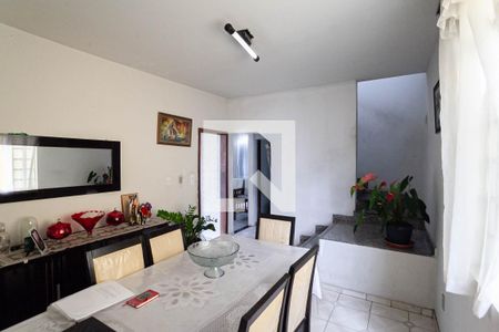 Sala 2 de casa à venda com 5 quartos, 244m² em Castelo, Belo Horizonte