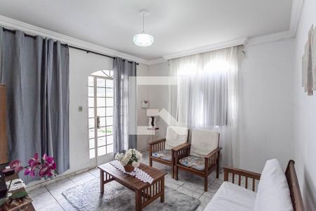 Sala 1 de casa à venda com 5 quartos, 244m² em Castelo, Belo Horizonte