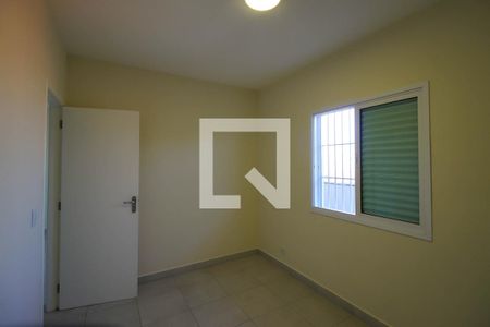 Quarto 1 de apartamento para alugar com 2 quartos, 53m² em Vila California, São Paulo