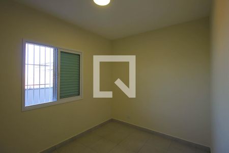 Quarto 1 de apartamento para alugar com 2 quartos, 53m² em Vila California, São Paulo