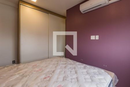 Dormitório de apartamento à venda com 2 quartos, 67m² em São Sebastião, Porto Alegre