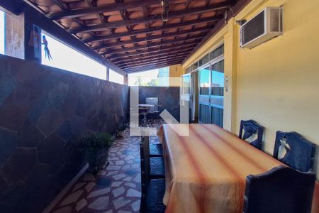 Varanda de apartamento à venda com 3 quartos, 170m² em Ingá, Niterói