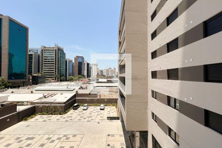 Vista de apartamento à venda com 1 quarto, 24m² em Vila Olímpia, São Paulo