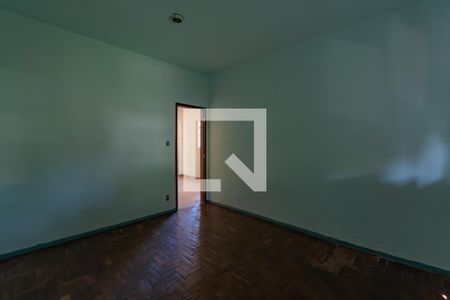 Casa 1 - Quarto 2 de casa à venda com 3 quartos, 300m² em Céu Azul, Belo Horizonte