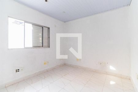 Quarto 1 de casa para alugar com 2 quartos, 58m² em Jardim Anhanguera, São Paulo