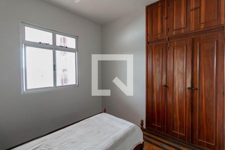 Quarto 2 de casa à venda com 4 quartos, 350m² em Carlos Prates, Belo Horizonte